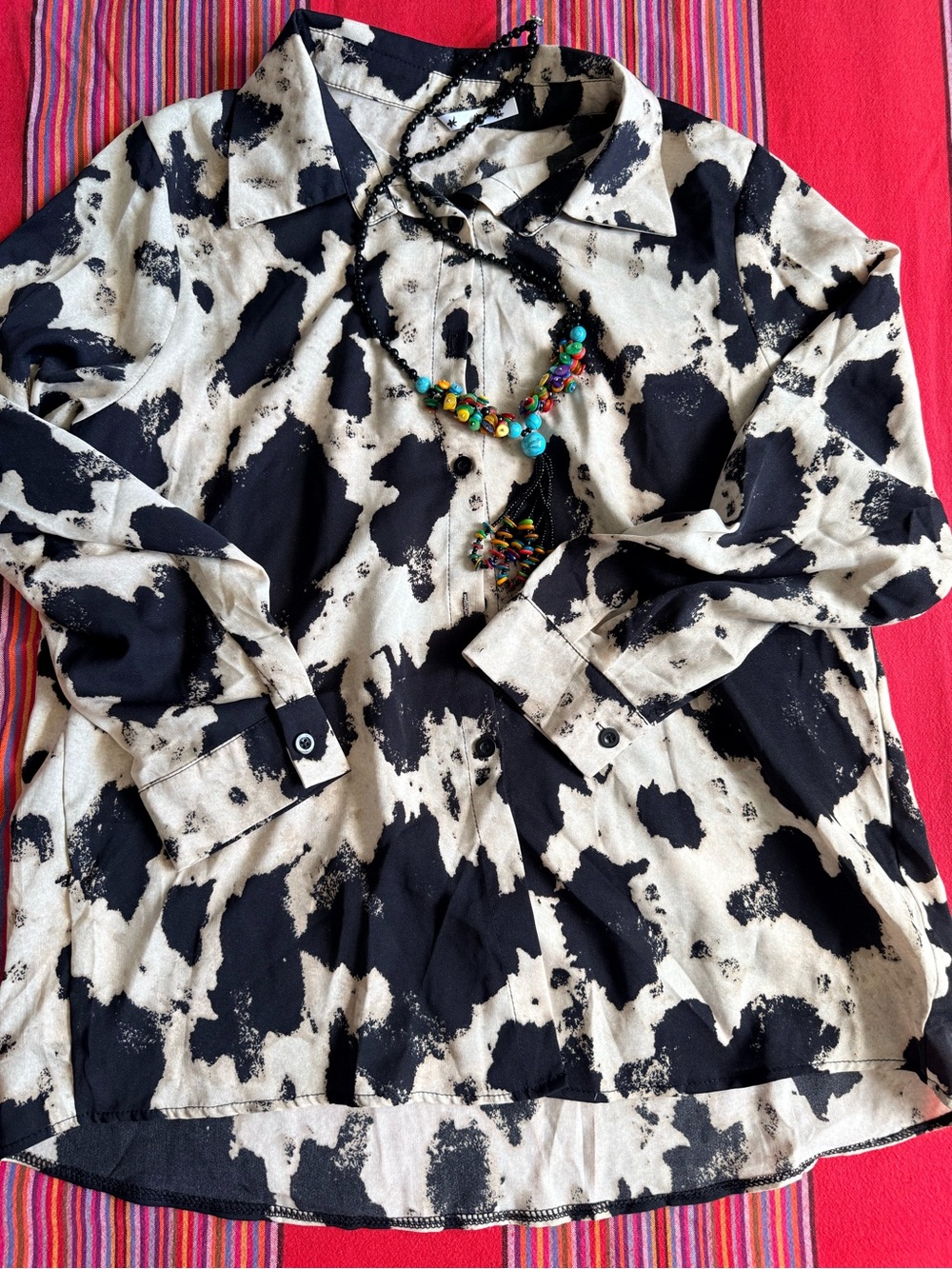 Black & Cream Abstract Print Button-Up Blouse